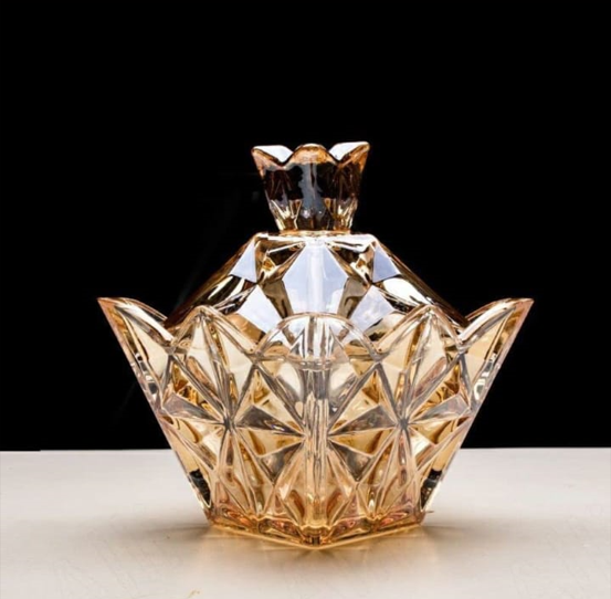 Candy pot