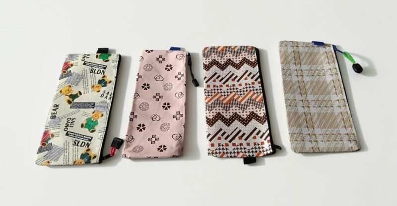 Pencil pouches (2pcs)