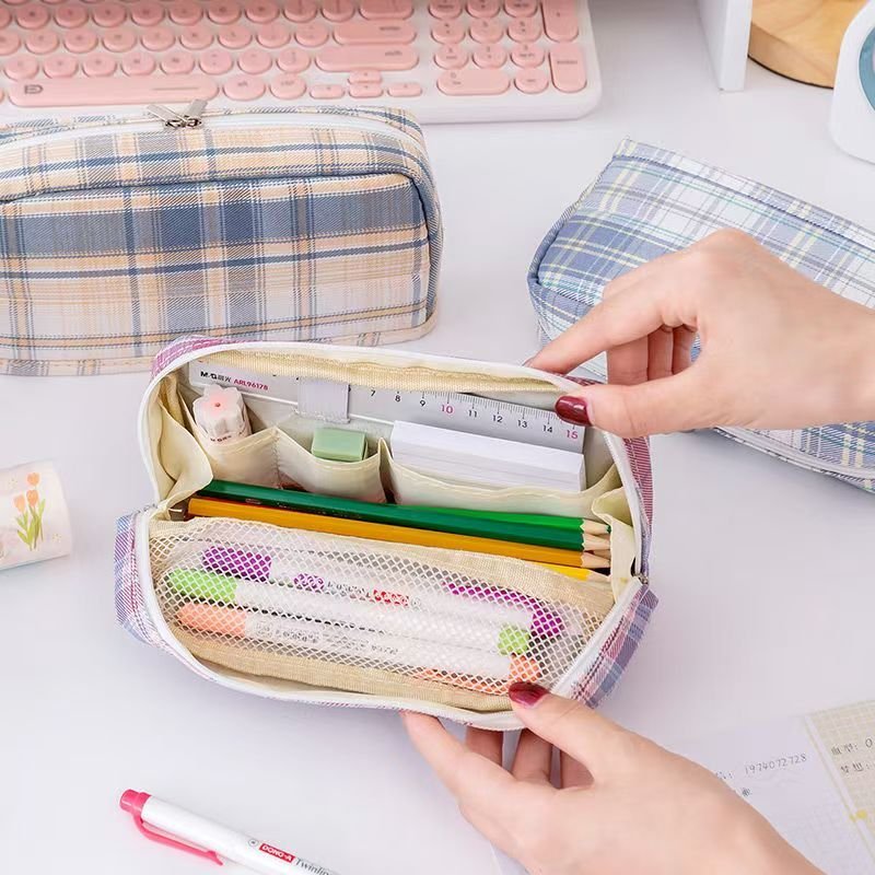 Pencil pouch (imported)