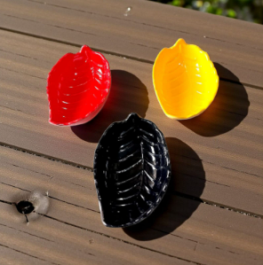 dipss.png Sauce dips 3pcs set