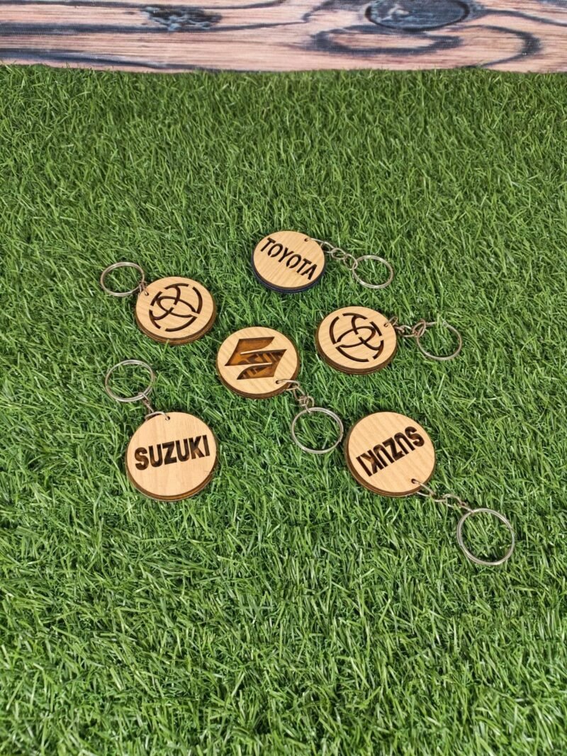 Wooden Keychain (6 pieces)