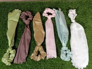 Tie scrunchies (2 pcs)