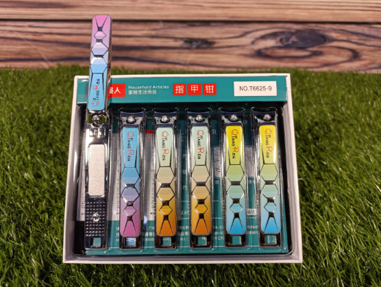 Nail cutter